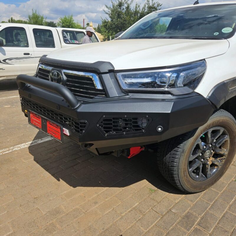Hilux 2020+ MCC Front bumper low profile